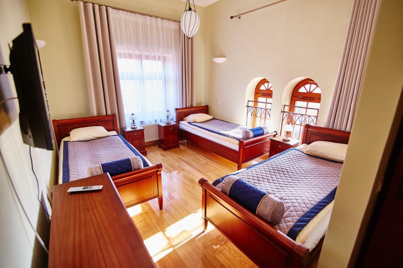 Centrum Obslugi Turysty Kordegarda Raczki  Exterior foto